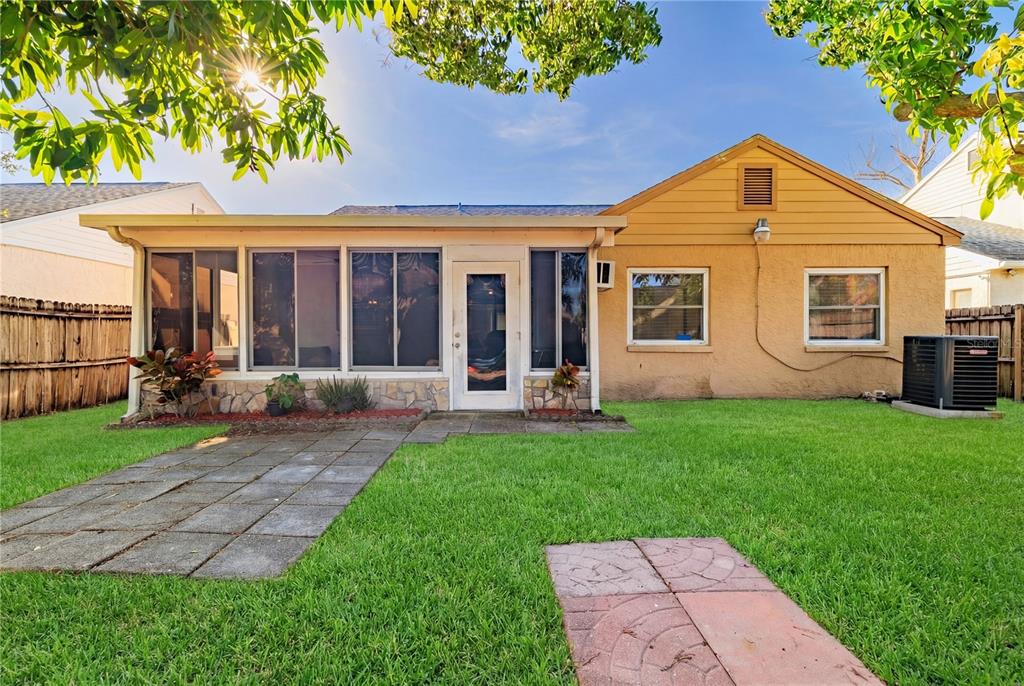 12181 74th Street Largo, FL 33773 - Photo 33 of 41