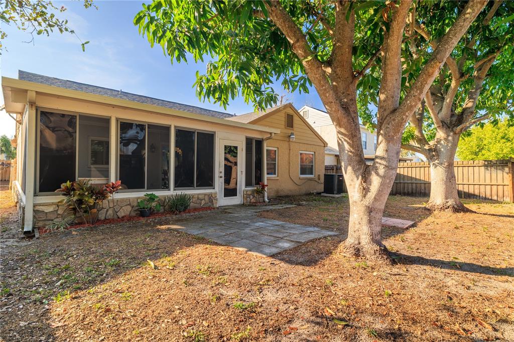 12181 74th Street Largo, FL 33773 - Photo 35 of 41