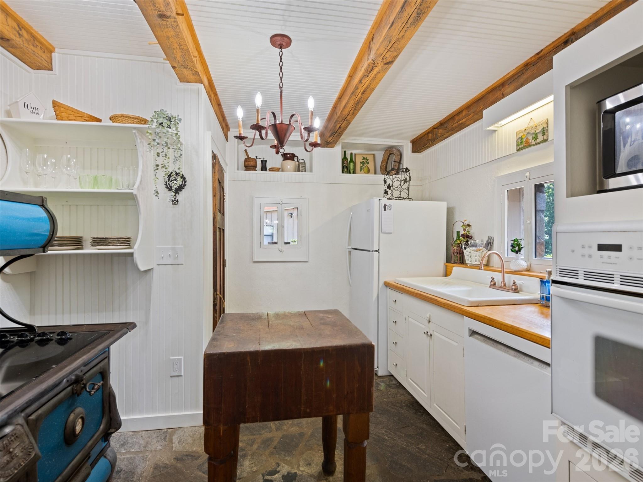 404 Red Bank Road Waynesville, NC 28786 - Photo 16 of 46