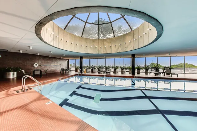 $1,500,000 | 155 North Harbor Drive, Unit 330133023314, Chicago, IL 60601