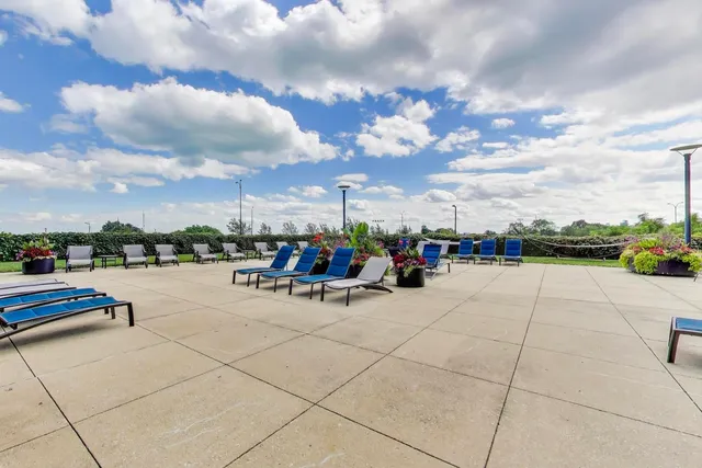 $1,500,000 | 155 North Harbor Drive, Unit 330133023314, Chicago, IL 60601