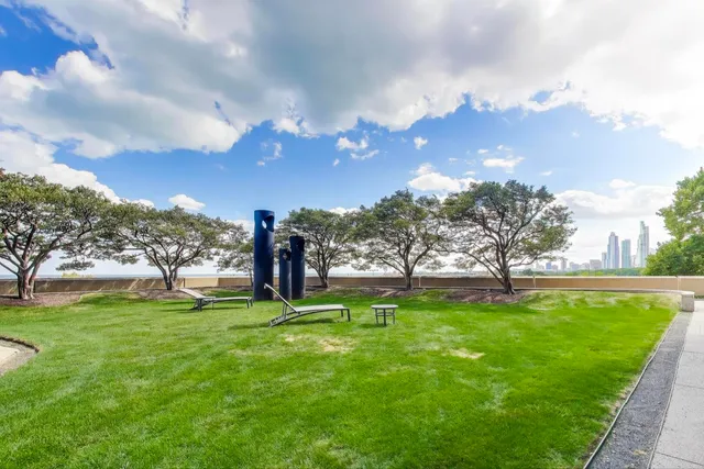 $1,500,000 | 155 North Harbor Drive, Unit 330133023314, Chicago, IL 60601