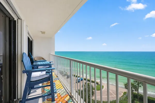 $330,000 | 7700 Seawall Boulevard, Unit 611, Galveston, TX 77551