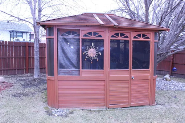 $279,900 | 1206 19th Street North, Moorhead, MN 56560