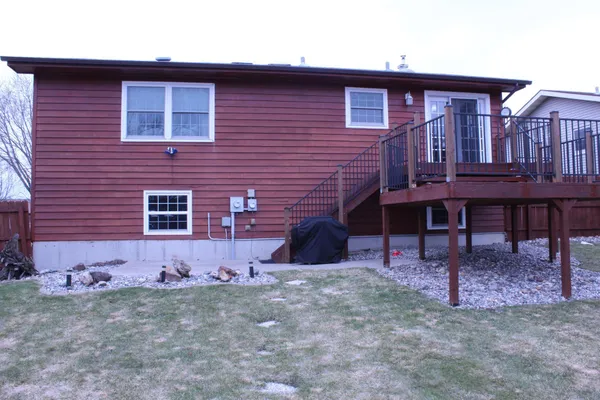 $279,900 | 1206 19th Street North, Moorhead, MN 56560