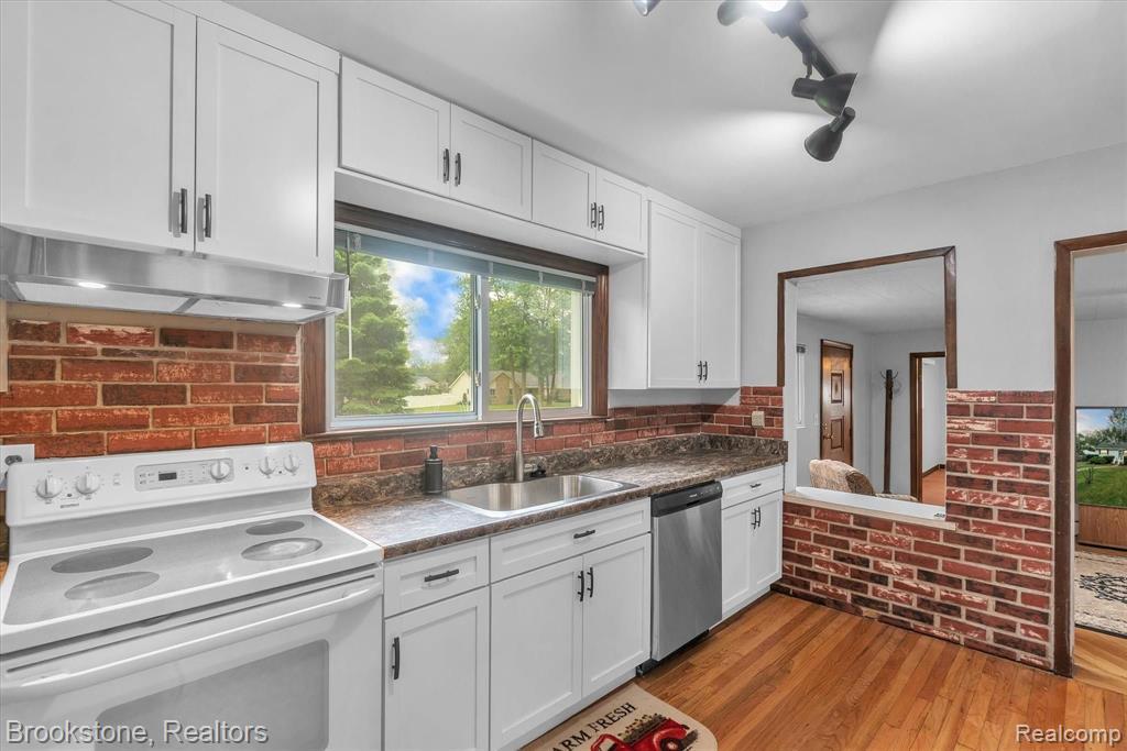3740 John R Road Rochester Hills, MI 48307 - Photo 10 of 33