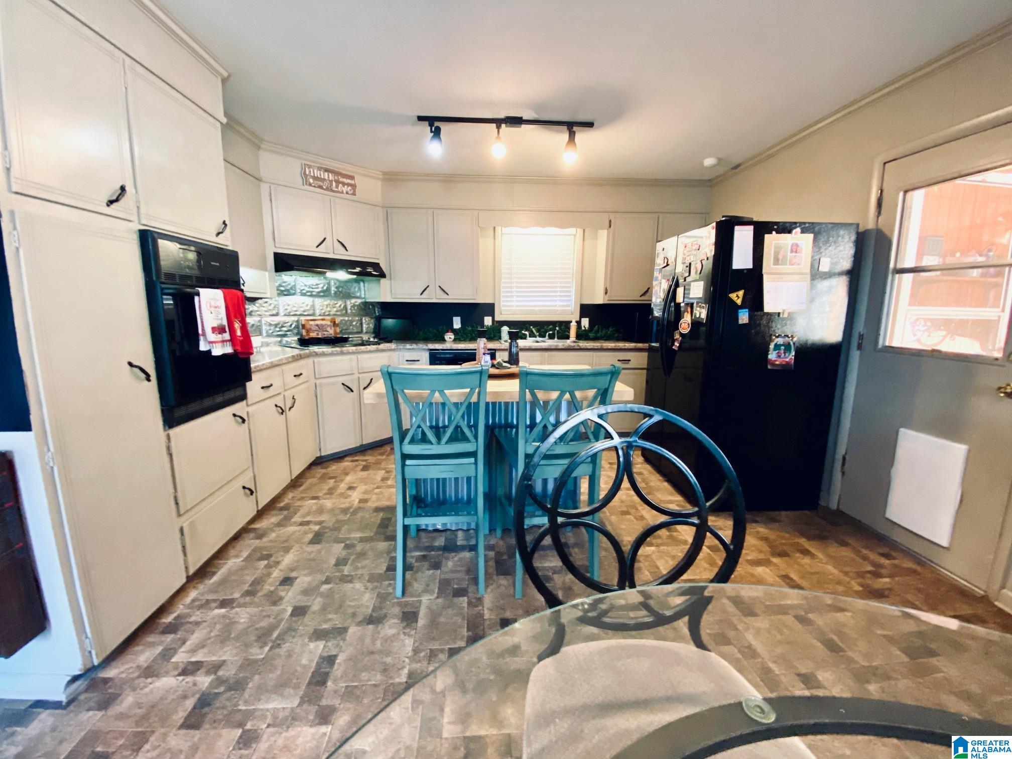 1303 Robertson Road Anniston, AL 36207 - Photo 15 of 29