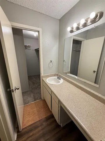 $1,000 | 7152 Fair Oaks Avenue, Unit 2193, Dallas, TX 75231