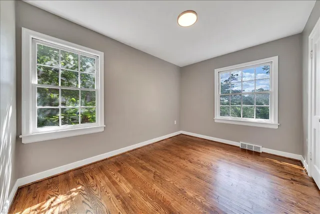 $1,350 | 817 Hanover Avenue Northwest, Roanoke, VA 24016