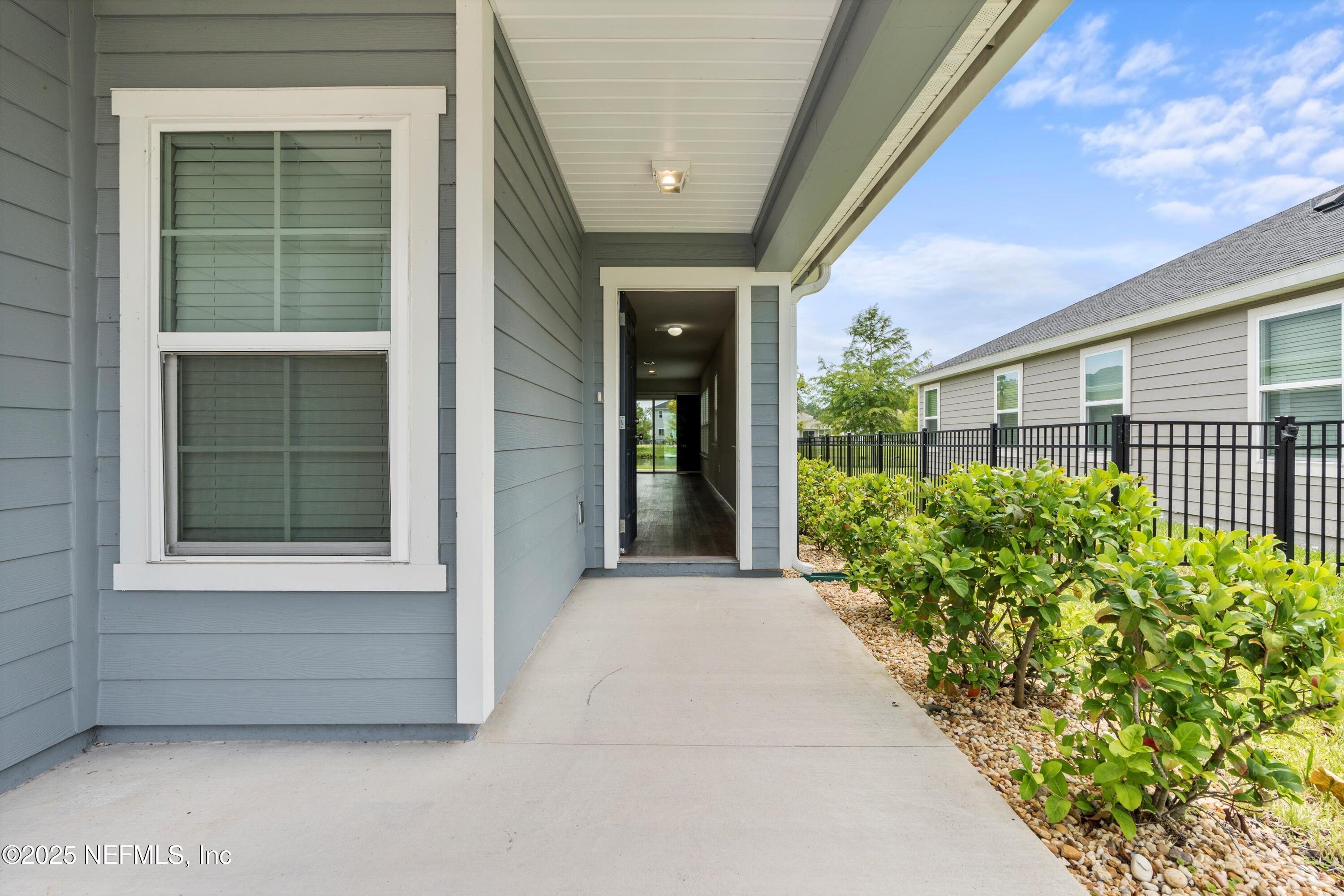 167 Fallen Oak Trail St. Augustine, FL 32095 - Photo 3 of 33 03-Front Entry