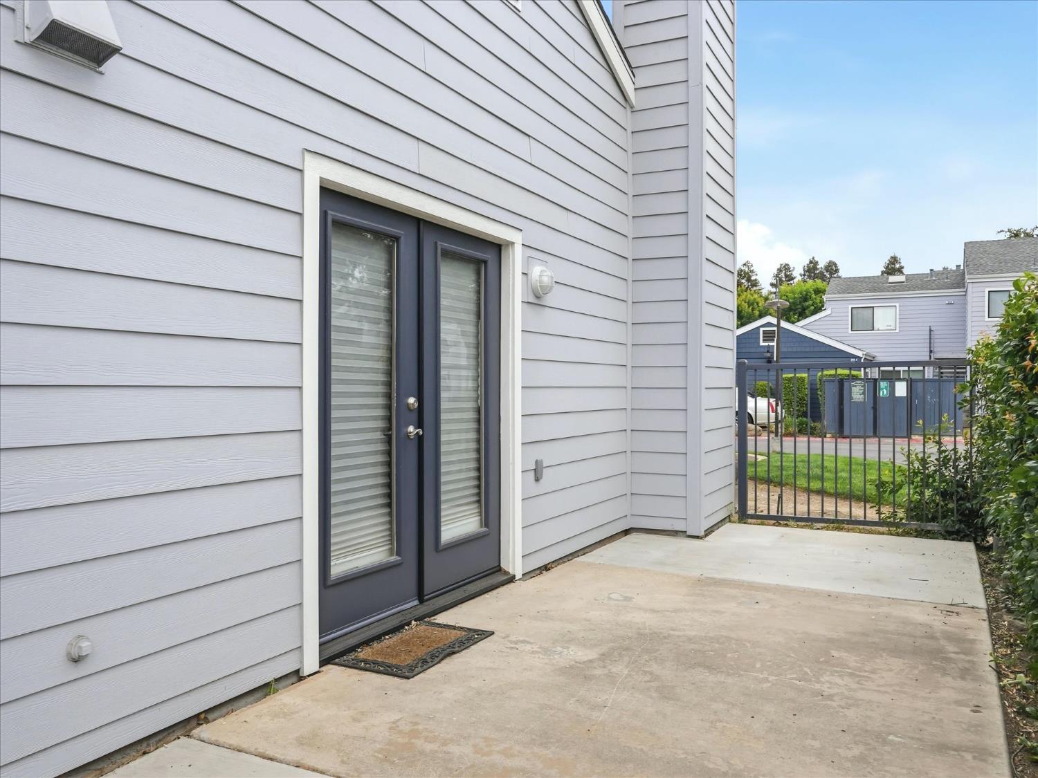 7675 North First Street, Unit 140 Fresno, CA 93720 - Photo 9 of 33