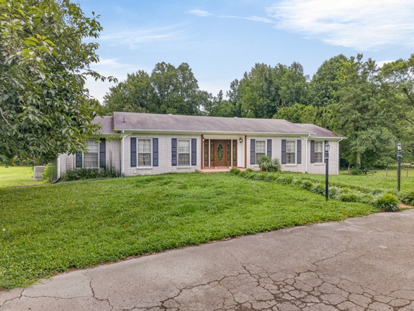 502 Corders Crossroads Road Fayetteville, TN 37334 - Photo 5 of 57