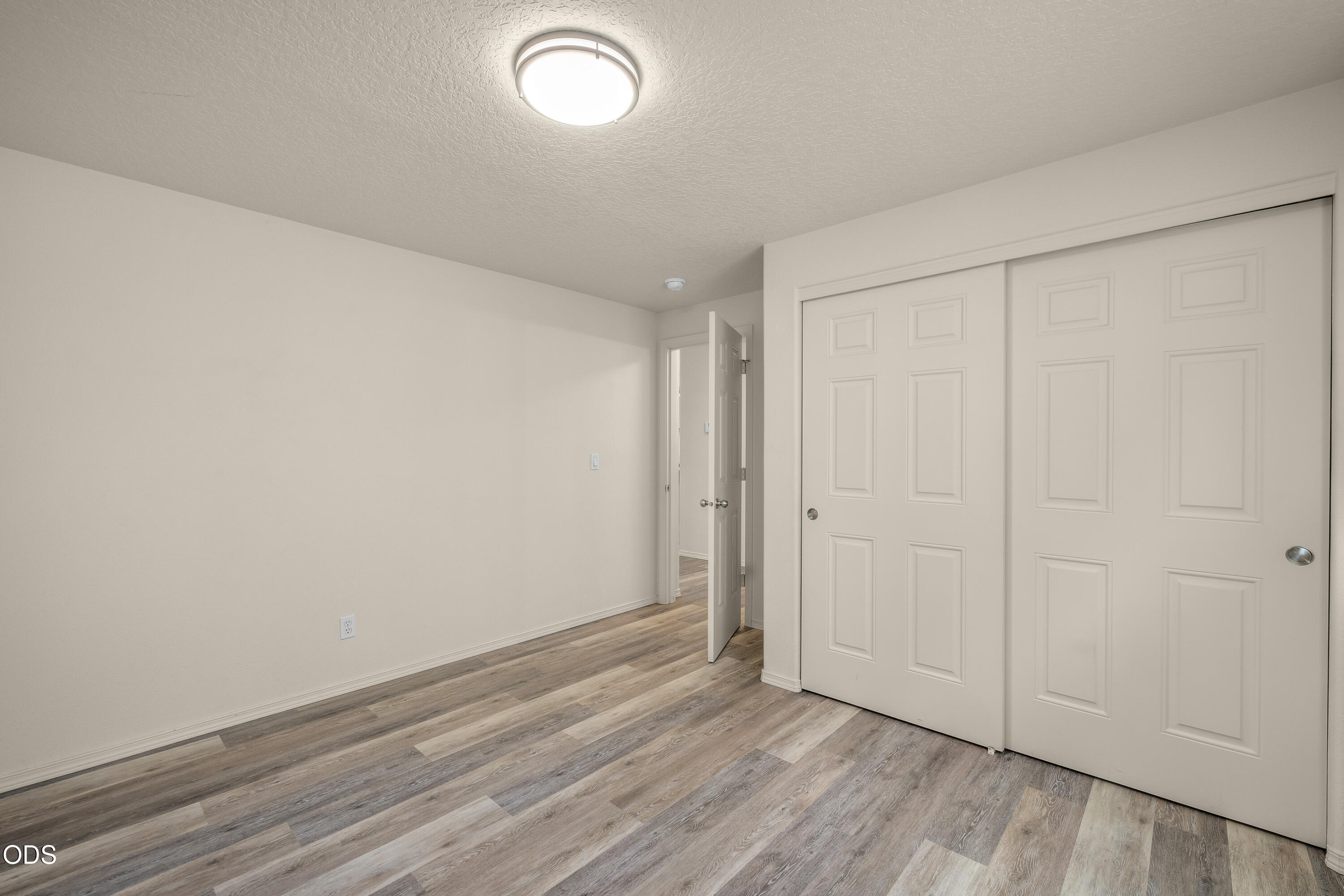 20535 Sunderland Way Bend, OR 97701 - Photo 28 of 41 a view of an empty room