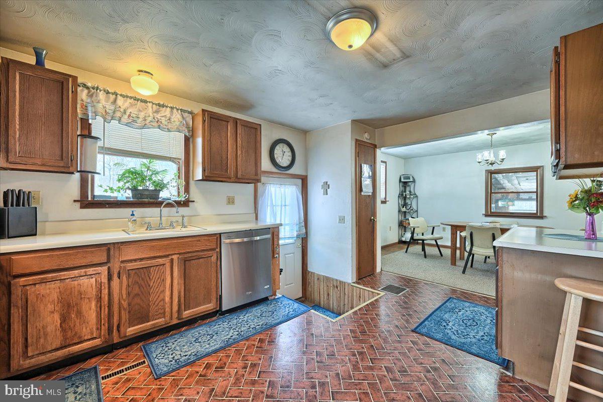 125 Conley Road Lewisberry, PA 17339 - Photo 7 of 31