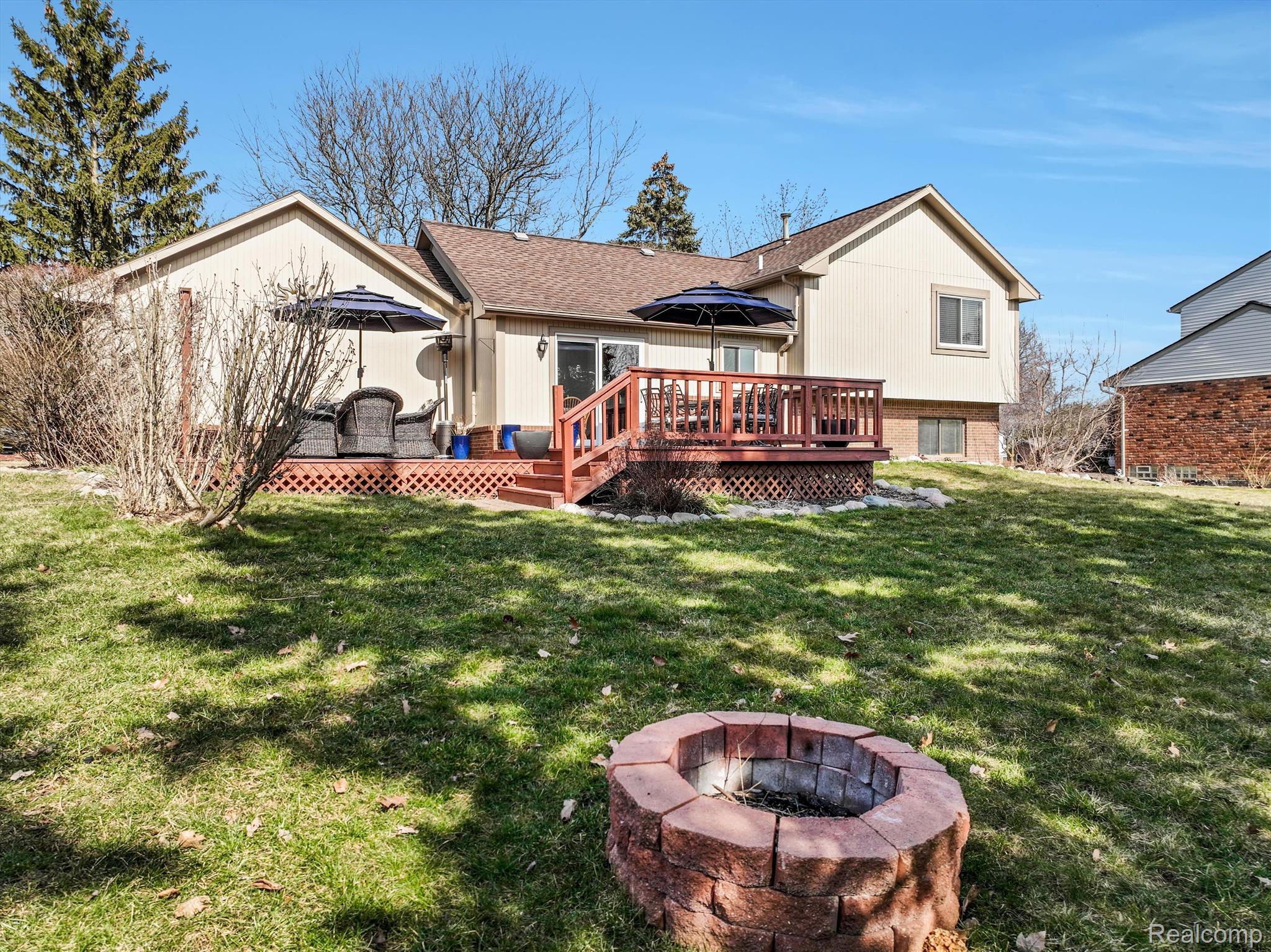 2063 Warrington Road Rochester, MI 48307 - Photo 28 of 32 Gallery Image 28