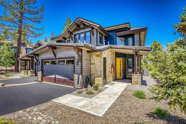 $2,199,999 | 10109 Corrie Court, Truckee, CA 96161