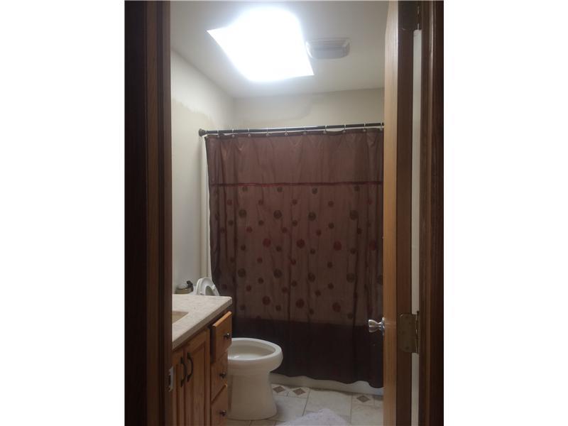 741 Eastbrook Harlansburg Road New Castle, PA 16101 - Photo 6 of 13 Full Bath.