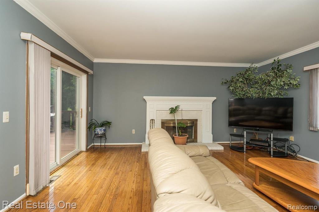 1401 Lomas Verdes Rochester Hills, MI 48306 - Photo 19 of 42