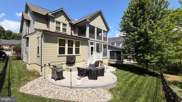 $1,060,000 | 17109 Gullwing Drive, Dumfries, VA 22026