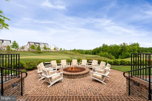 $1,060,000 | 17109 Gullwing Drive, Dumfries, VA 22026