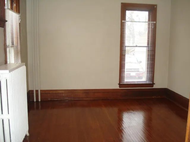 $275,000 | 915 1st Drive Northwest, Austin, MN 55912