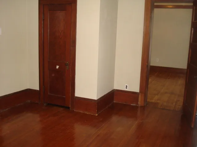 $275,000 | 915 1st Drive Northwest, Austin, MN 55912