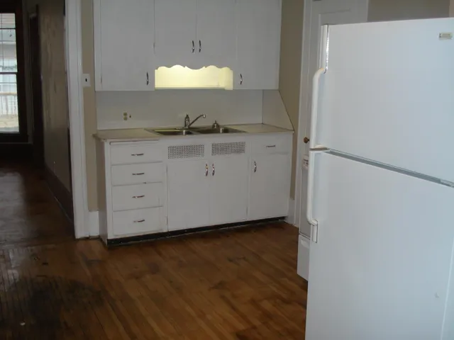 $275,000 | 915 1st Drive Northwest, Austin, MN 55912