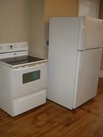 $275,000 | 915 1st Drive Northwest, Austin, MN 55912