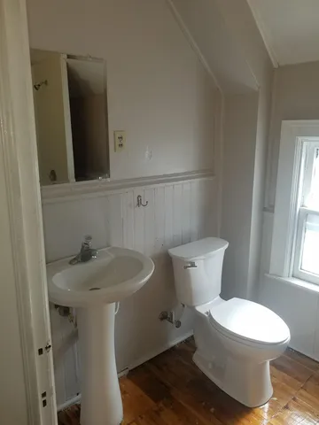 $275,000 | 915 1st Drive Northwest, Austin, MN 55912