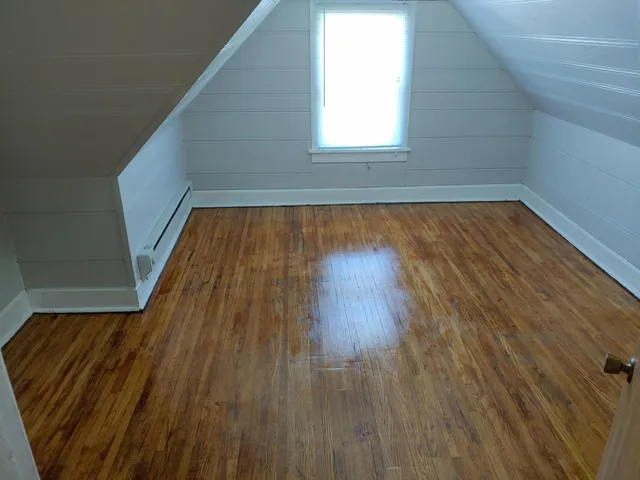 $275,000 | 915 1st Drive Northwest, Austin, MN 55912