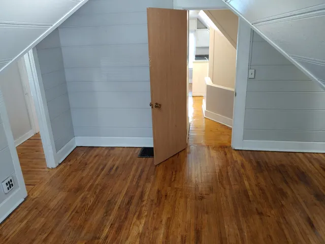 $275,000 | 915 1st Drive Northwest, Austin, MN 55912