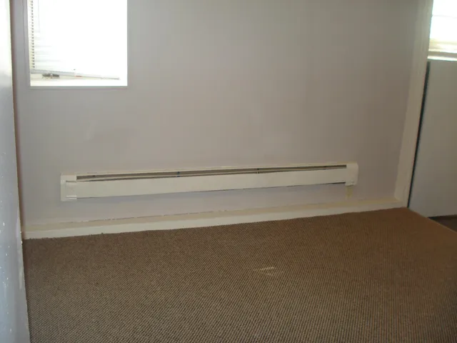 $275,000 | 915 1st Drive Northwest, Austin, MN 55912