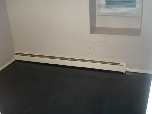 $275,000 | 915 1st Drive Northwest, Austin, MN 55912