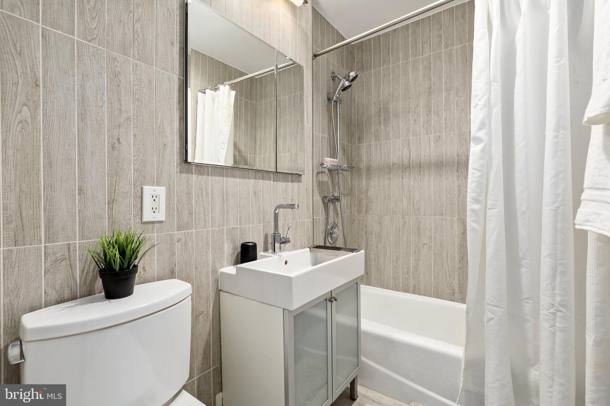 819 3rd Street Southwest Washington, DC 20024 - Photo 22 of 52 Gallery Image 22