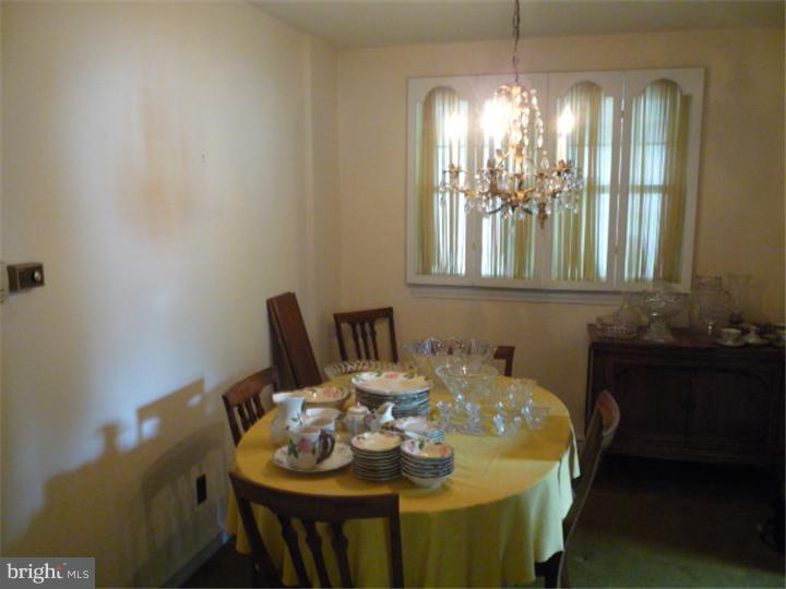 35 West Mill Road Maple Shade, NJ 08052 - Photo 13 of 20 Gallery Image 13