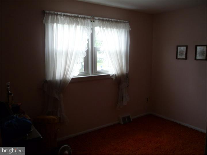 35 West Mill Road Maple Shade, NJ 08052 - Photo 16 of 20 Gallery Image 16