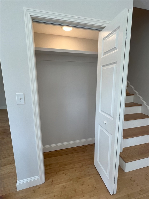 481 Sconticut Neck Road Fairhaven, MA 02719 - Photo 5 of 20 Gallery Image 5