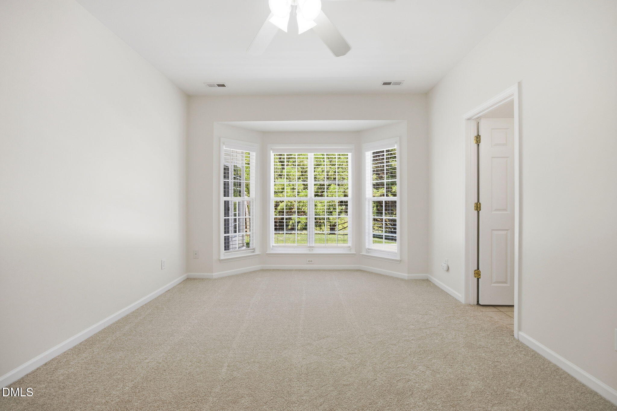 10724 Edmundson Avenue Raleigh, NC 27614 - Photo 19 of 42 40-web-or-mls-IMG_1227