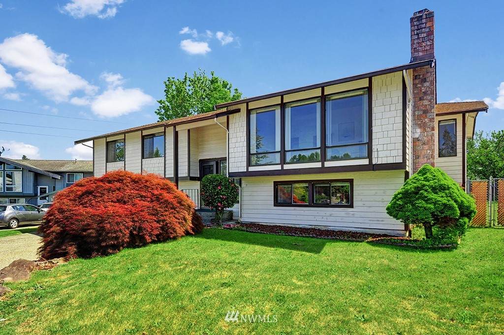 2405 Southeast 21st Street Renton, WA 98055 - Photo 1 of 22 Gallery Image 1