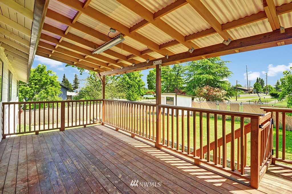 2405 Southeast 21st Street Renton, WA 98055 - Photo 18 of 22 Gallery Image 18
