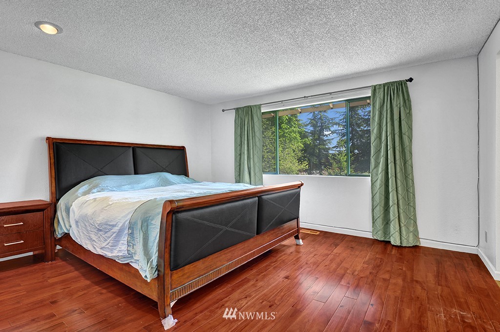 2405 Southeast 21st Street Renton, WA 98055 - Photo 7 of 22 Gallery Image 7