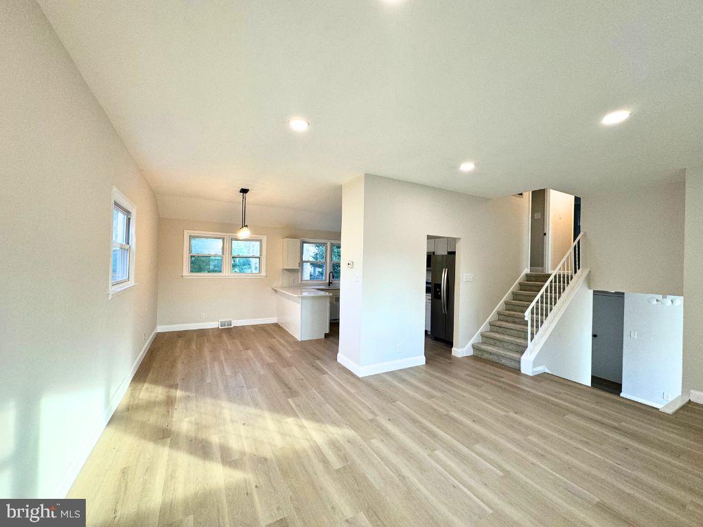 406 Howard Road Cherry Hill, NJ 08034 - Photo 11 of 29