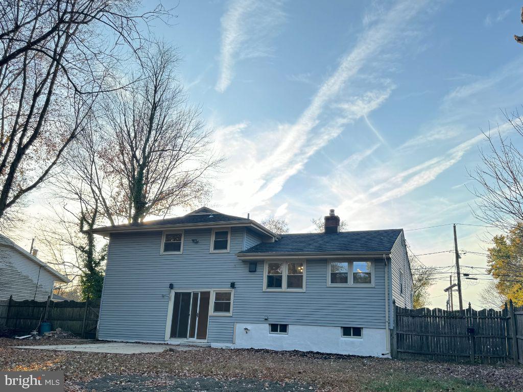 406 Howard Road Cherry Hill, NJ 08034 - Photo 3 of 29