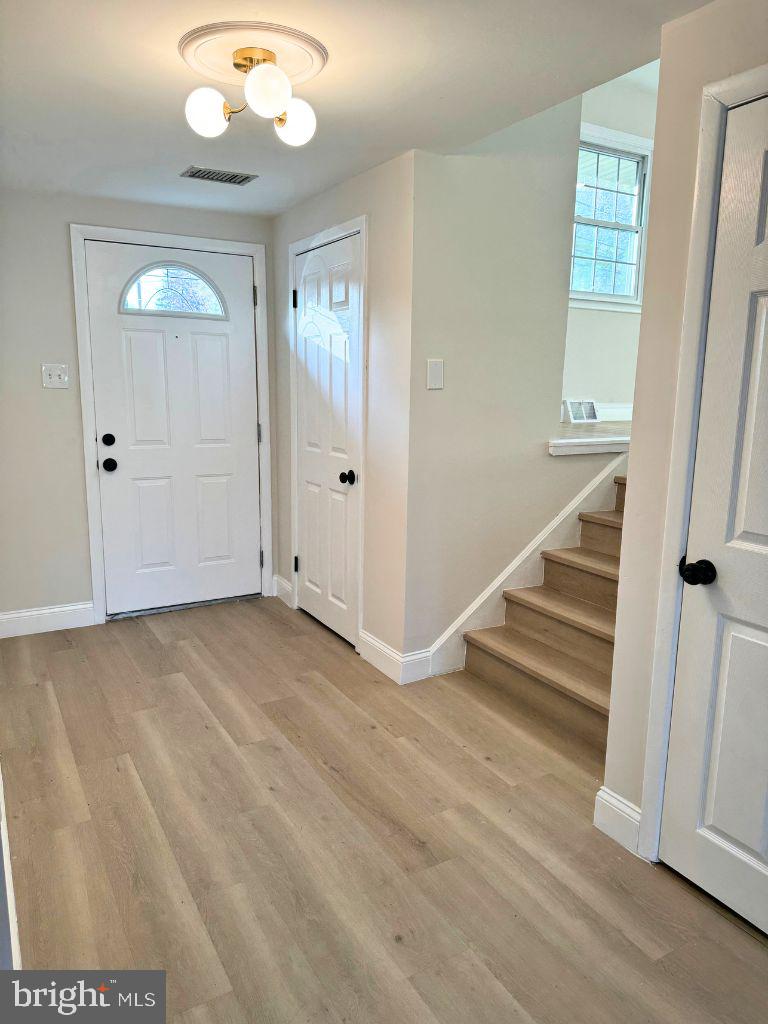 406 Howard Road Cherry Hill, NJ 08034 - Photo 7 of 29