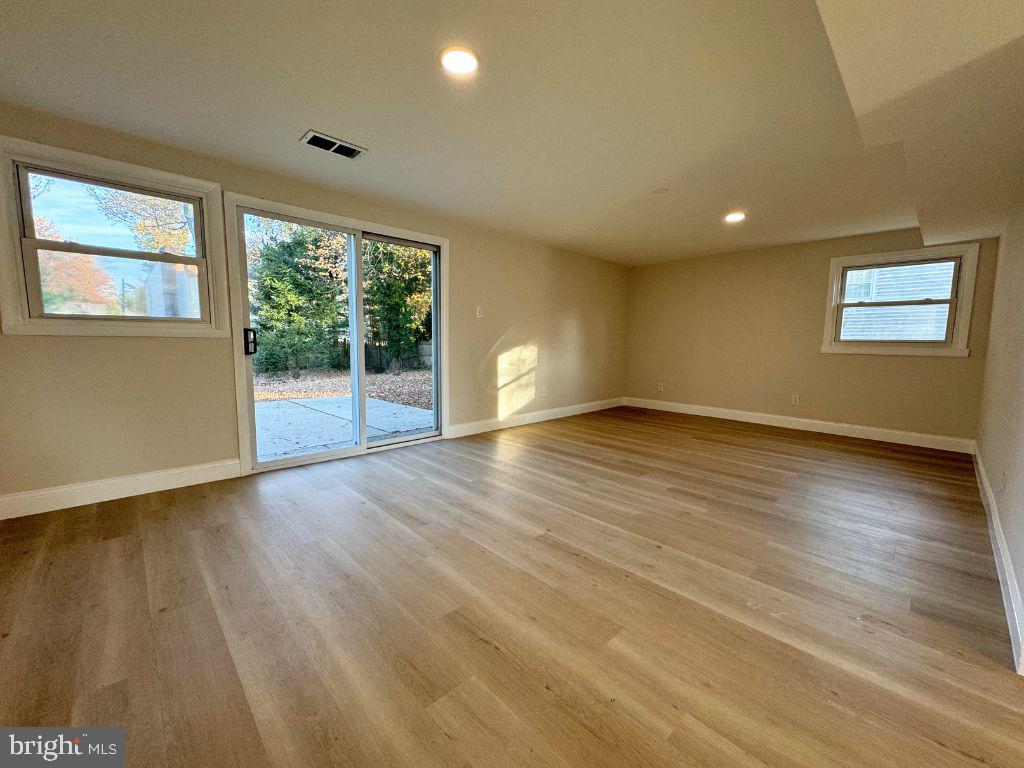 406 Howard Road Cherry Hill, NJ 08034 - Photo 8 of 29