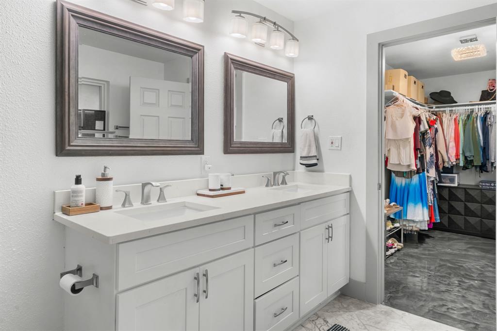 5029 Mill Run Road Dallas, TX 75244 - Photo 18 of 37 Gallery Image 18