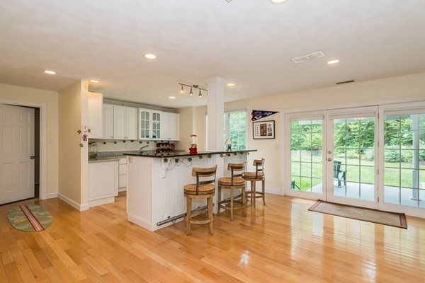 47 Arrowhead Farm Road Boxford, MA 01921 - Photo 25 of 30