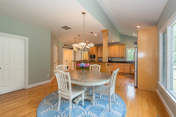 47 Arrowhead Farm Road Boxford, MA 01921 - Photo 5 of 30