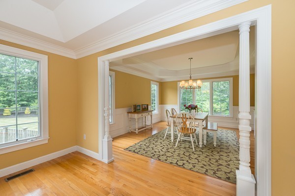 47 Arrowhead Farm Road Boxford, MA 01921 - Photo 8 of 30