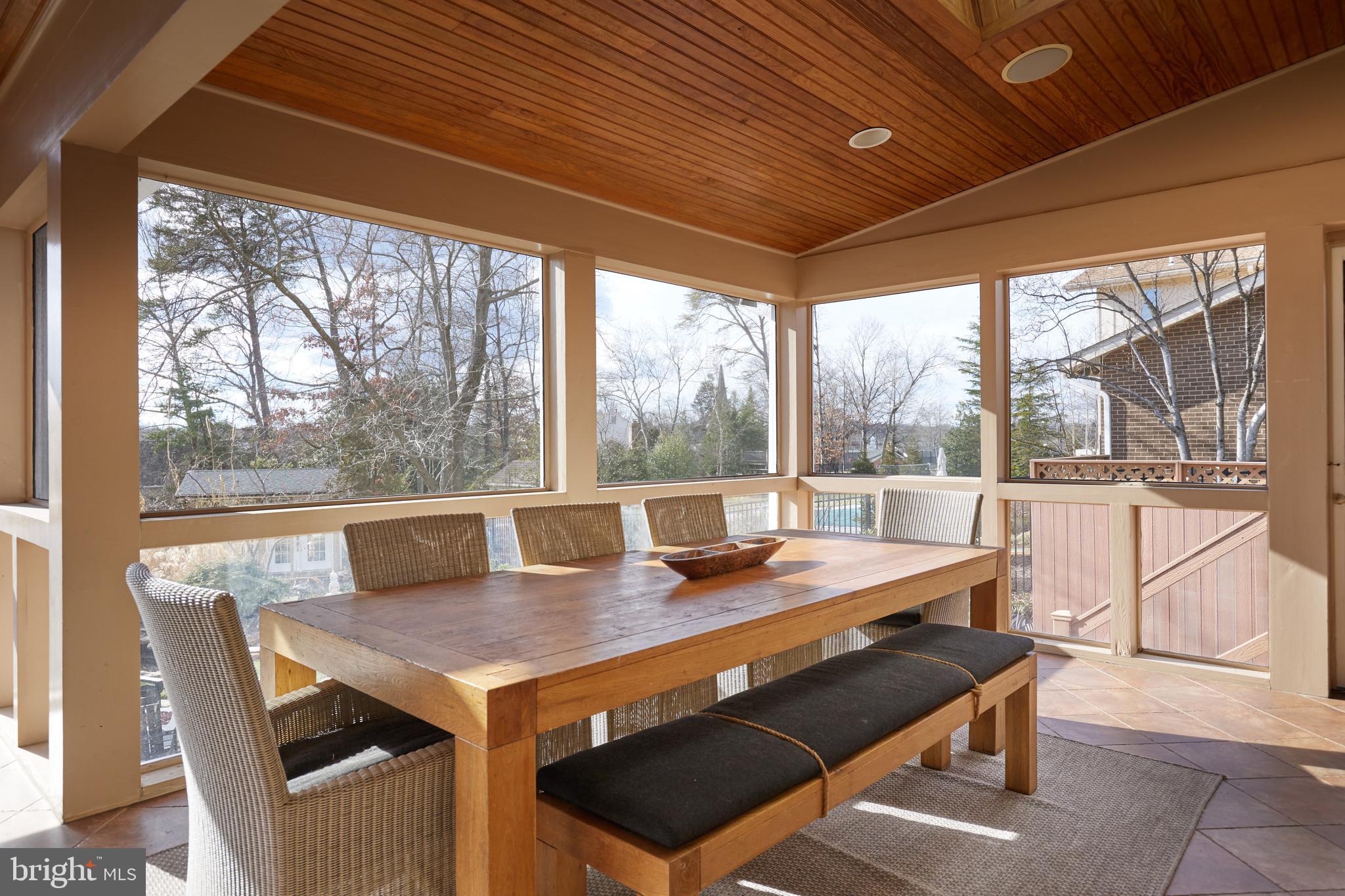 9904 Bluegrass Road Potomac, MD 20854 - Photo 25 of 68 Sitting and dining area - overlooking the yard.